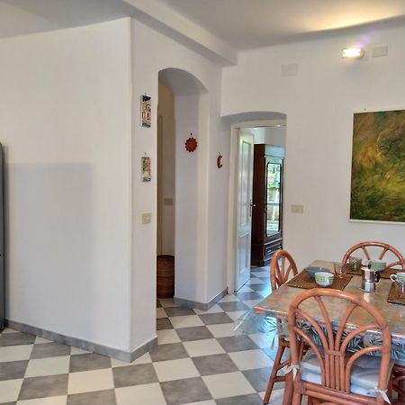 Mara House Apartment เลวานโต ภายนอก รูปภาพ